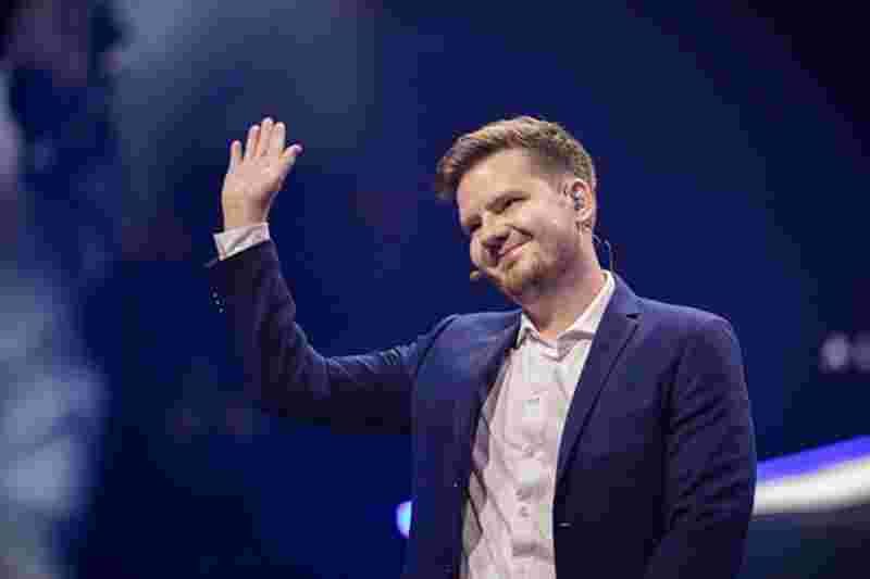 浮浮沉沉一赛季，TES最终还是输给了战术